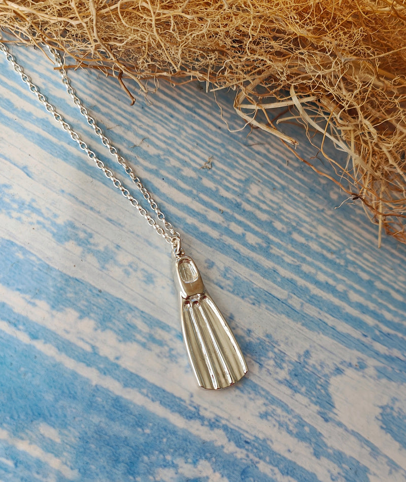 Fin Necklace