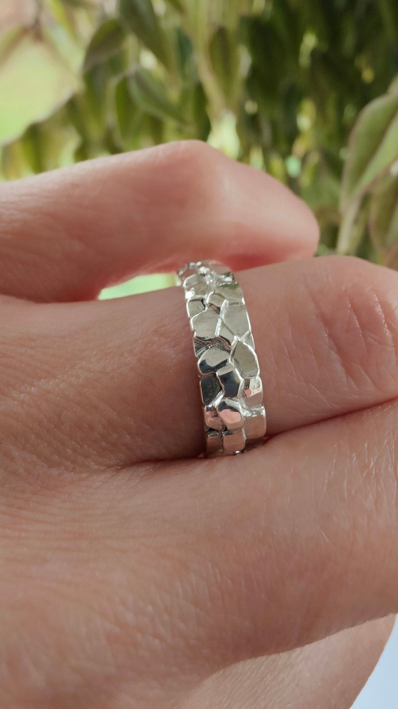 The 'Staffa' Ring