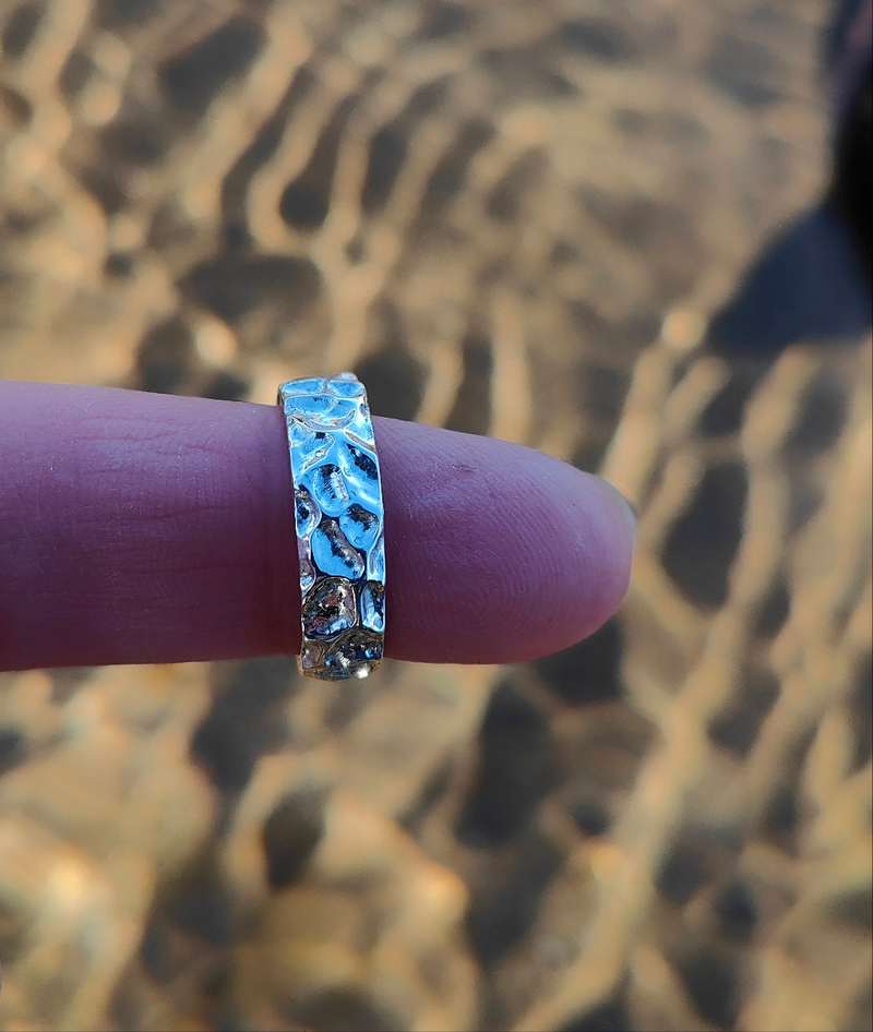 The 'Ocean Caustics' Ring