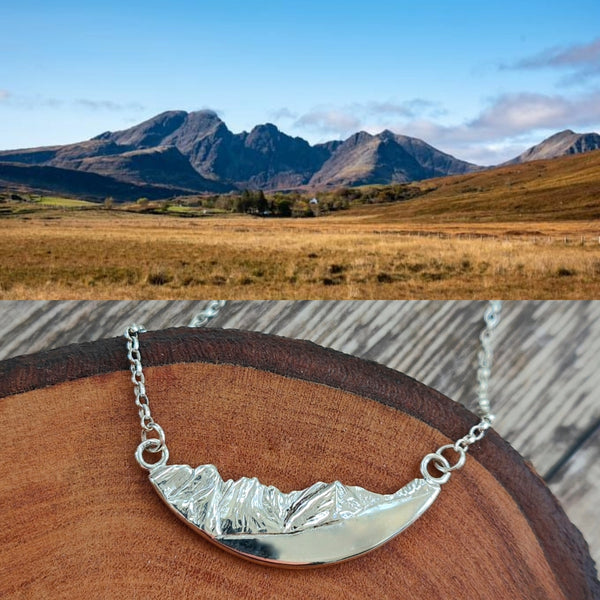 Blà Bheinn Pendant Necklace