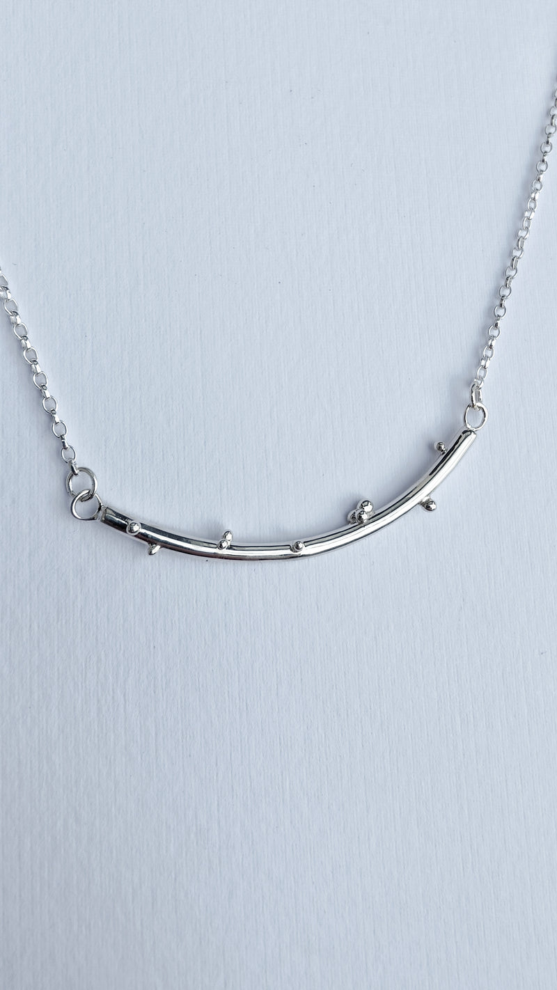 Dewdrops Bar Necklace