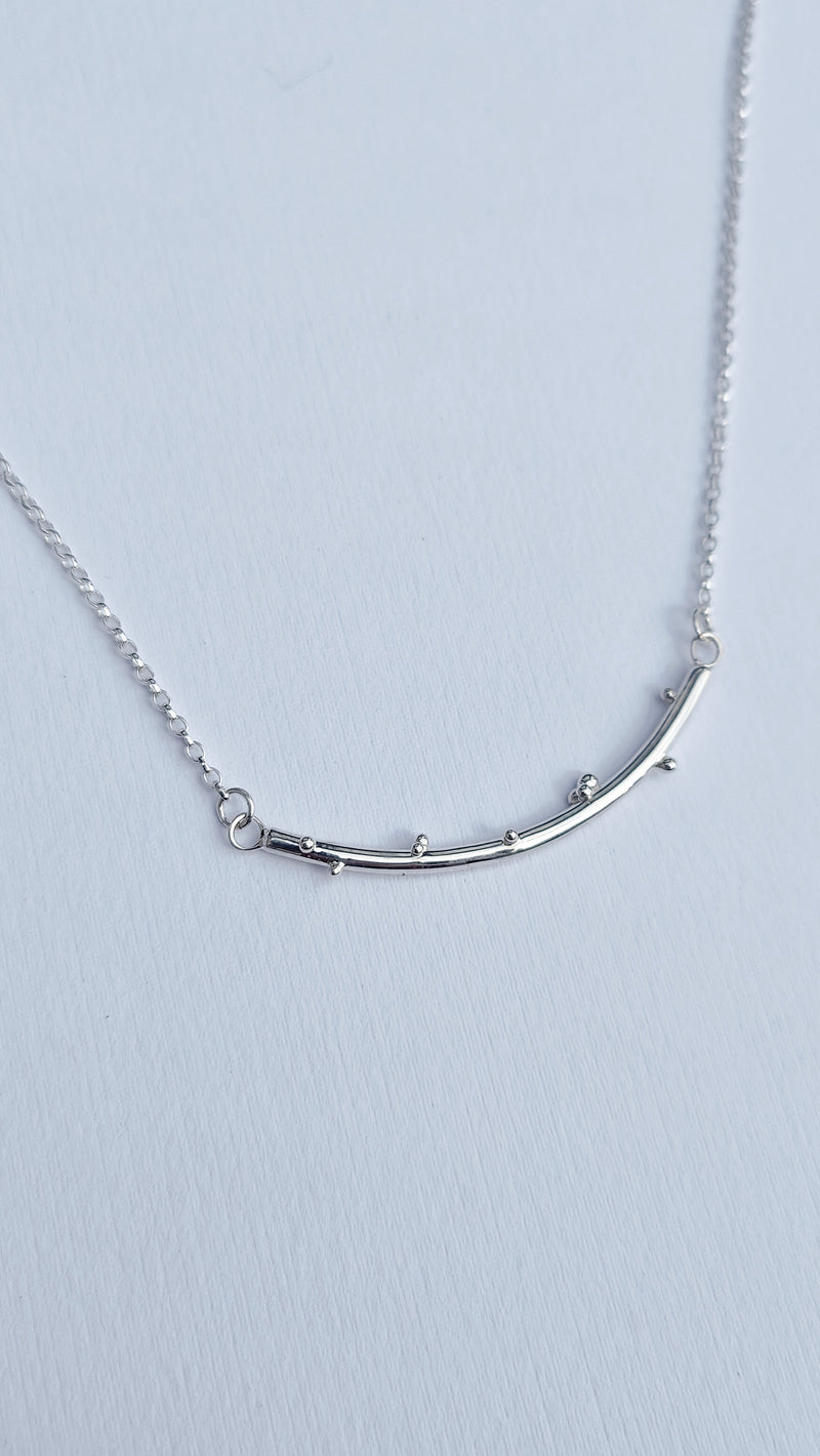 Dewdrops Bar Necklace